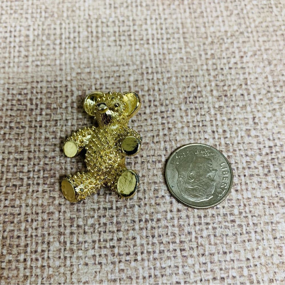Gold Teddy Bear Brooch‎